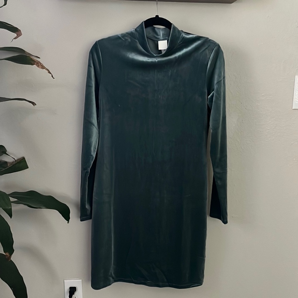 Forever 21 Velvet dress